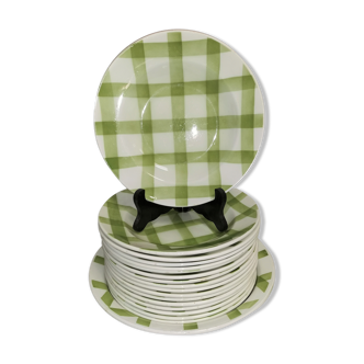 Vintage service 17 plates + 1 dish Motif Nappe . Faience Orchies Moulin des loups France