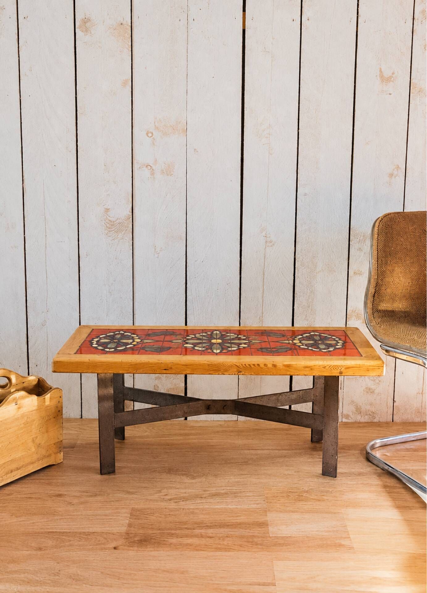 Table basse en fer forgé et céramique