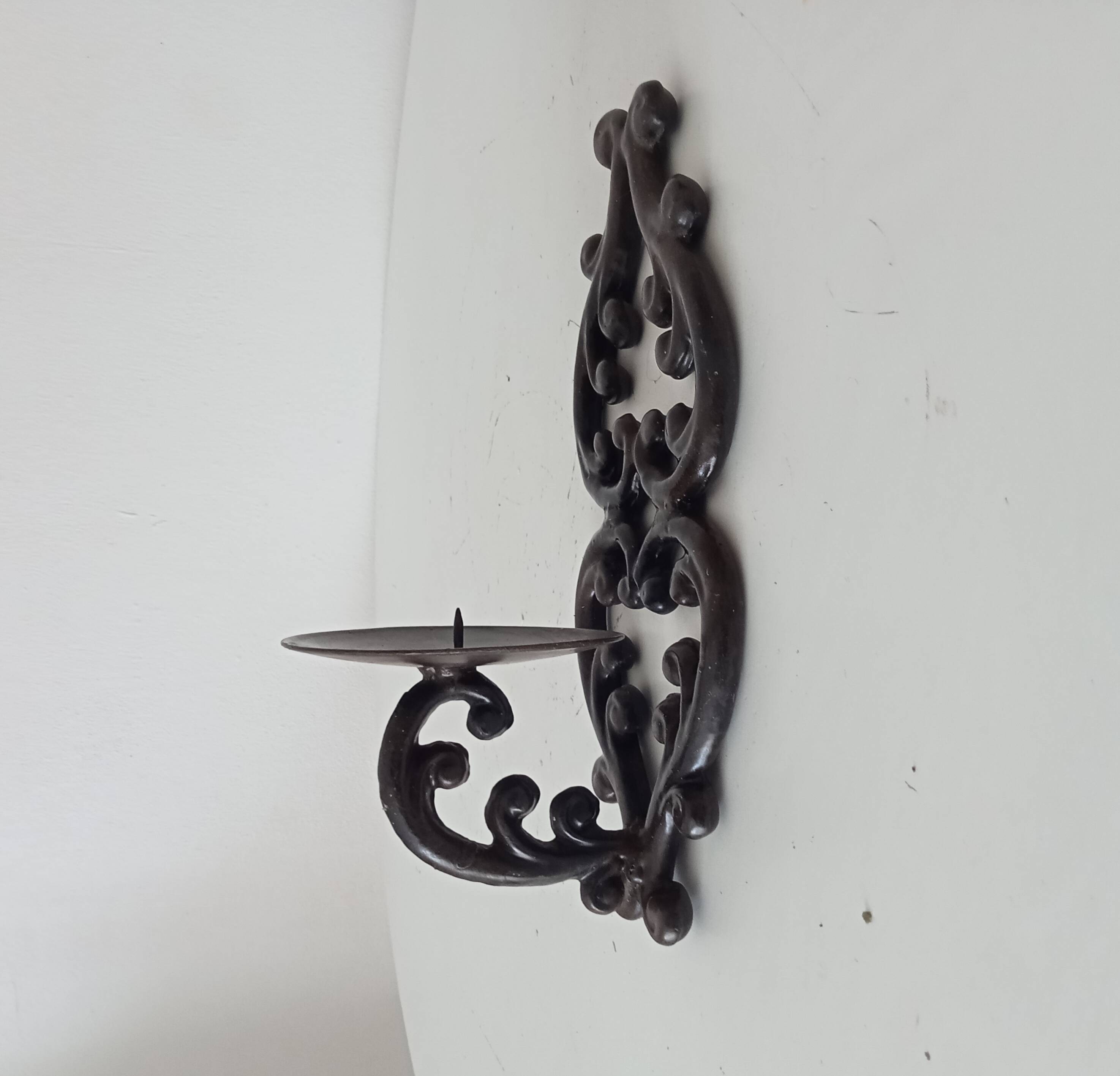 Antique wall candle holder in enamelled cast iron