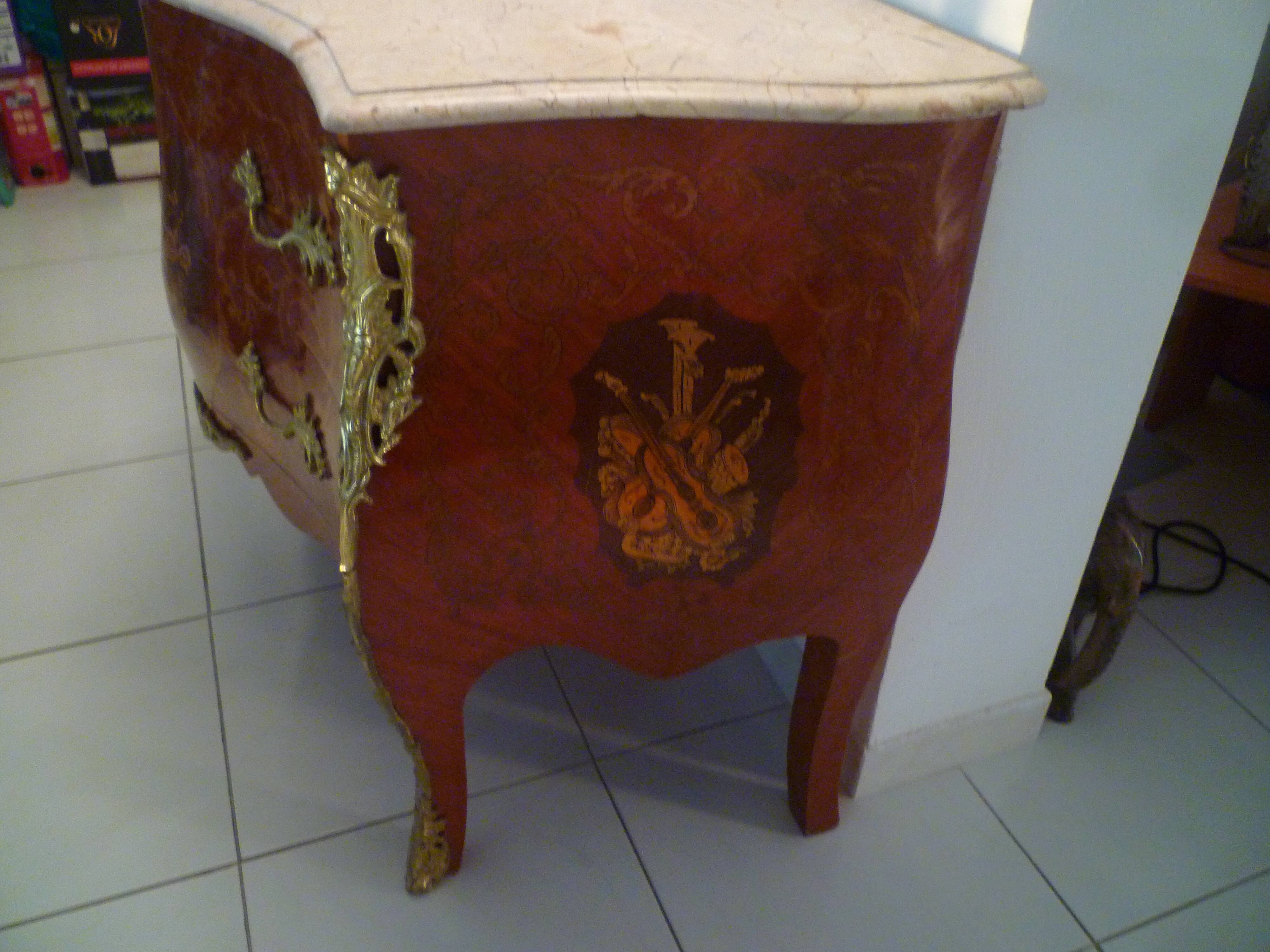 Curved Louis XV style dresser