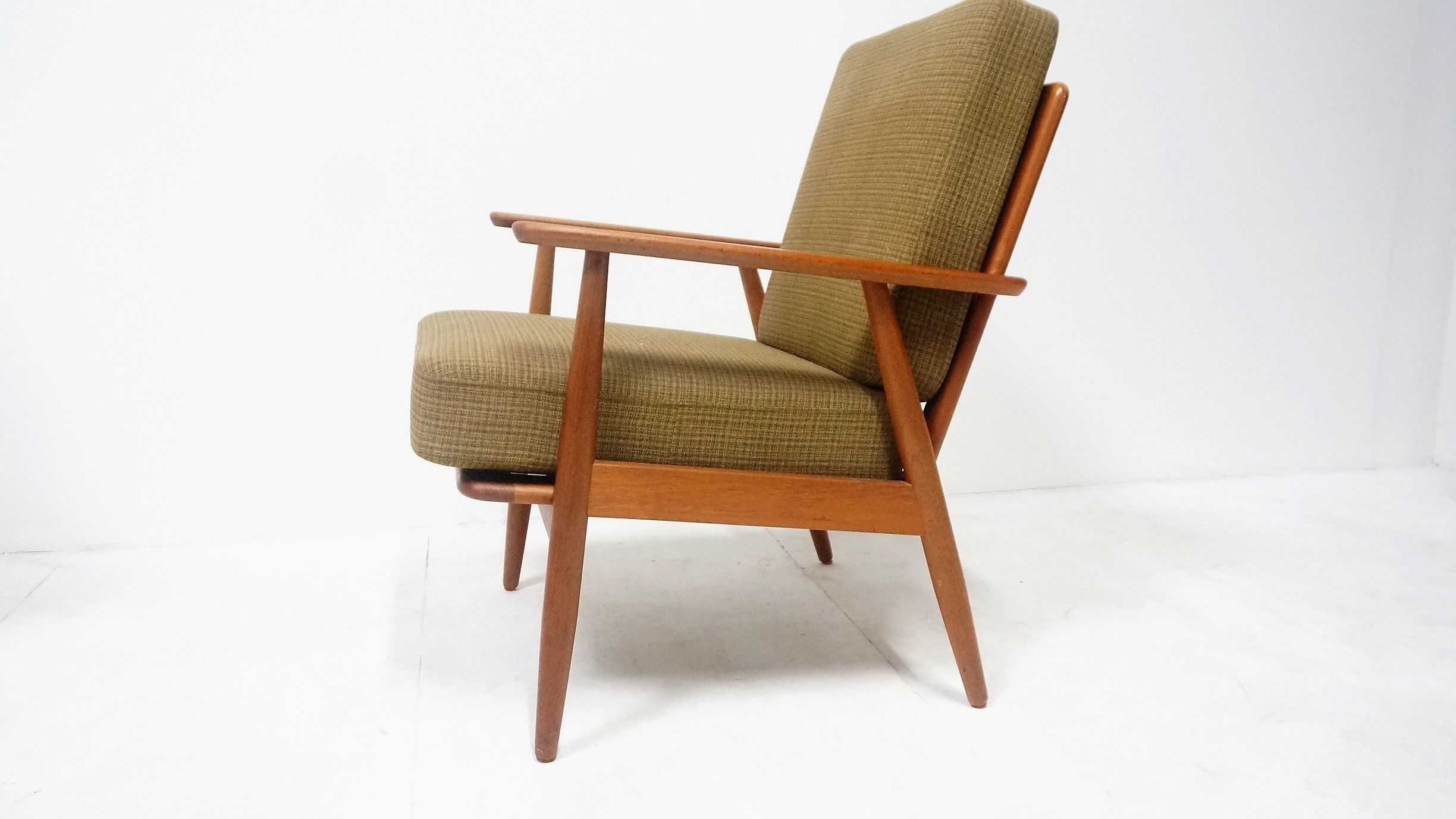 Scandinavian armchair in solid teak