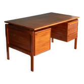 Retro Teak 1960s G.V Gasvig For G V Mobler Danish Floating Drawer Teak Writing Desk