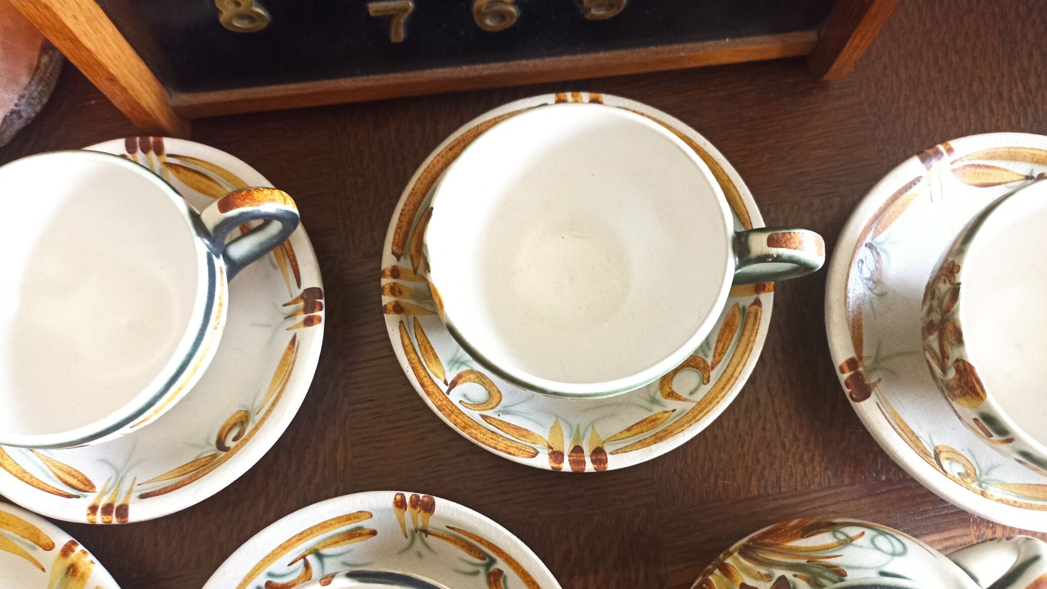 Keraluc Tea Set Part - Renaissance