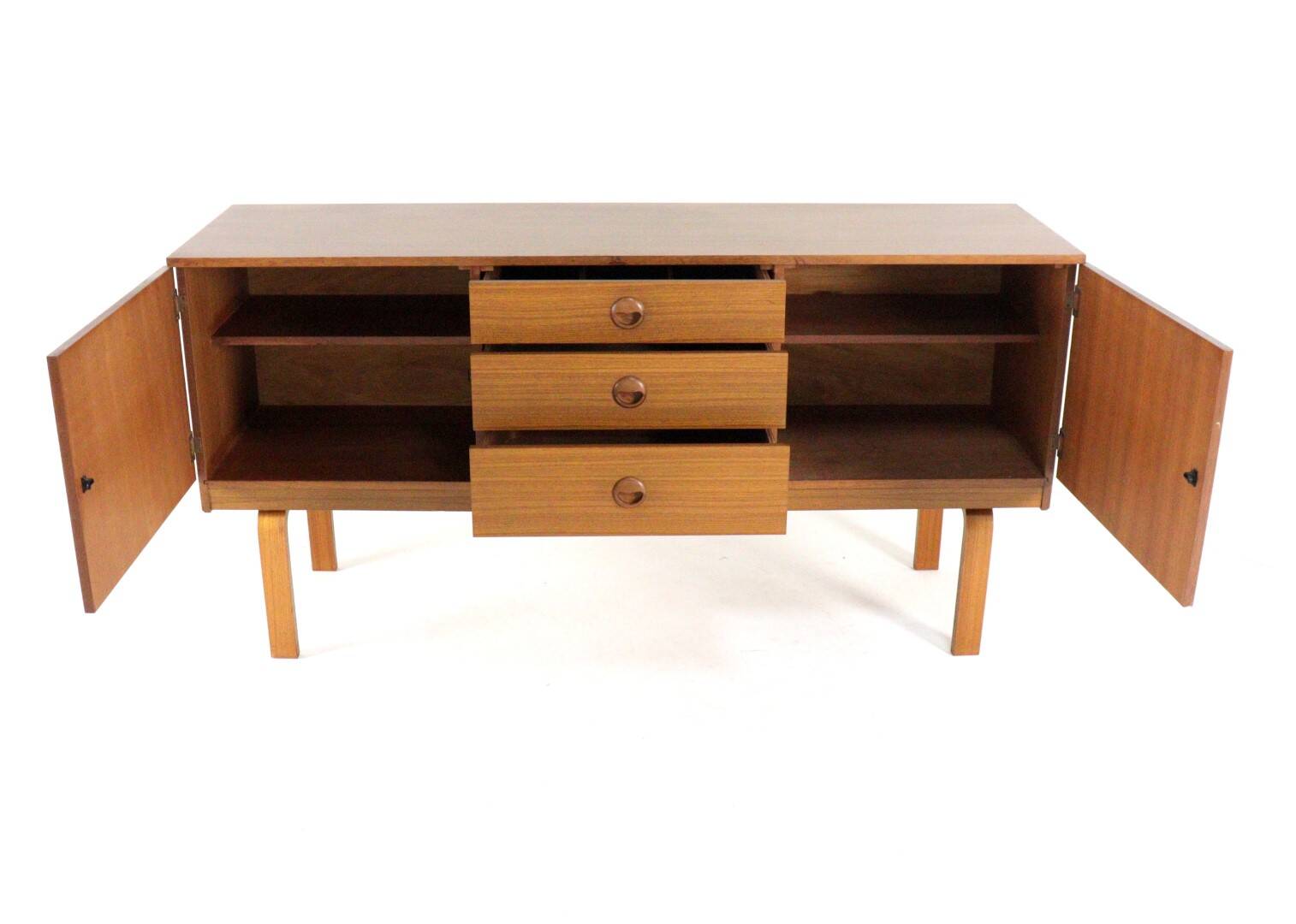 Schreiber “Manchester” sideboard | 149.5cm