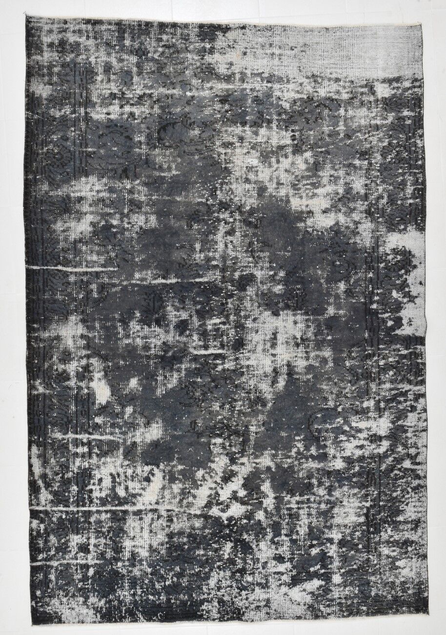 Gray & blue tones distressed carpet 285x187cm