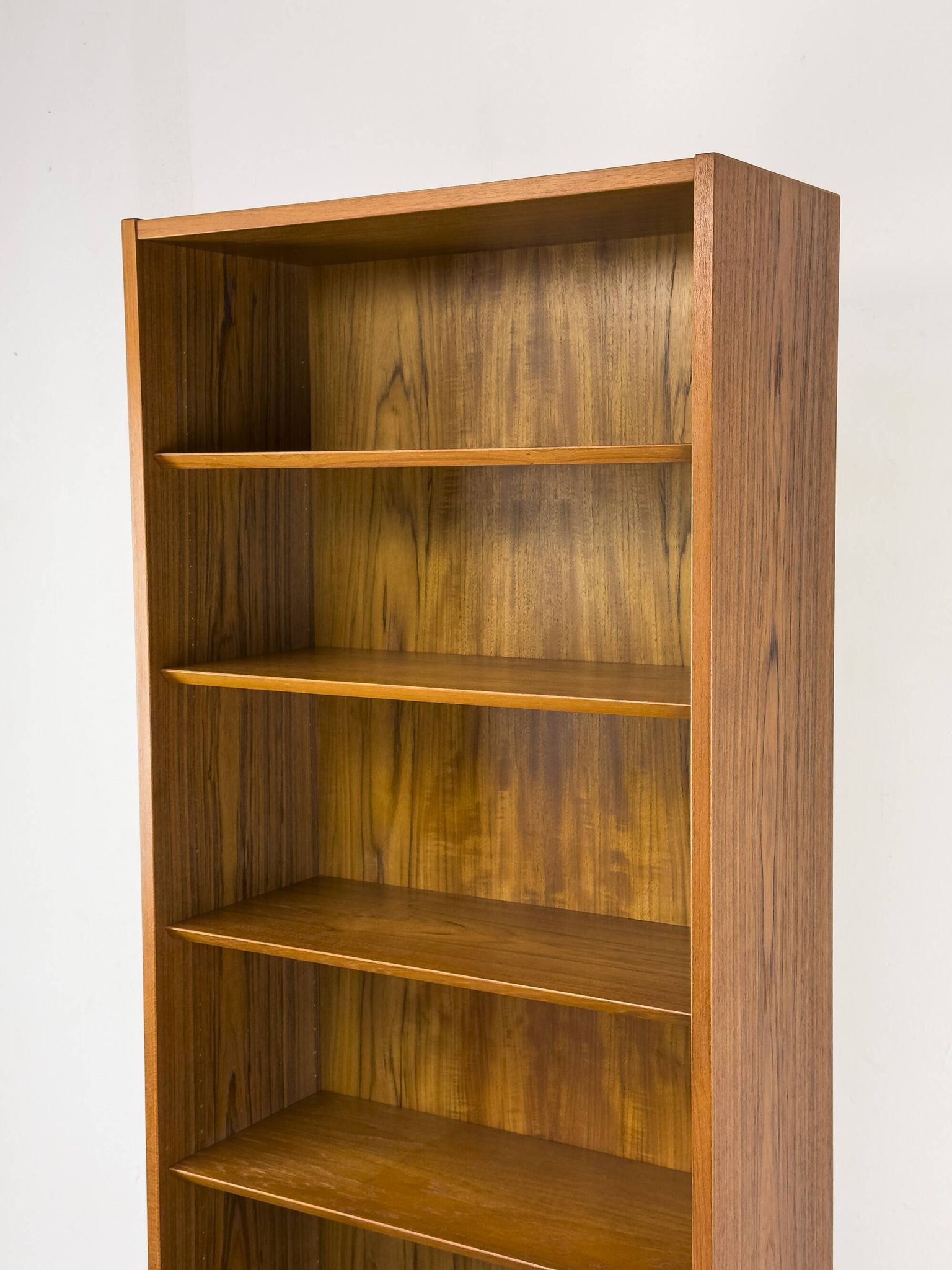 Vintage Teak Bookshelf by Carlo Jensen for Hundevad & Co., 1960s