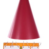 Lampe suspendue à pointe rouge avec du verre fabriquée dans les années 1960.