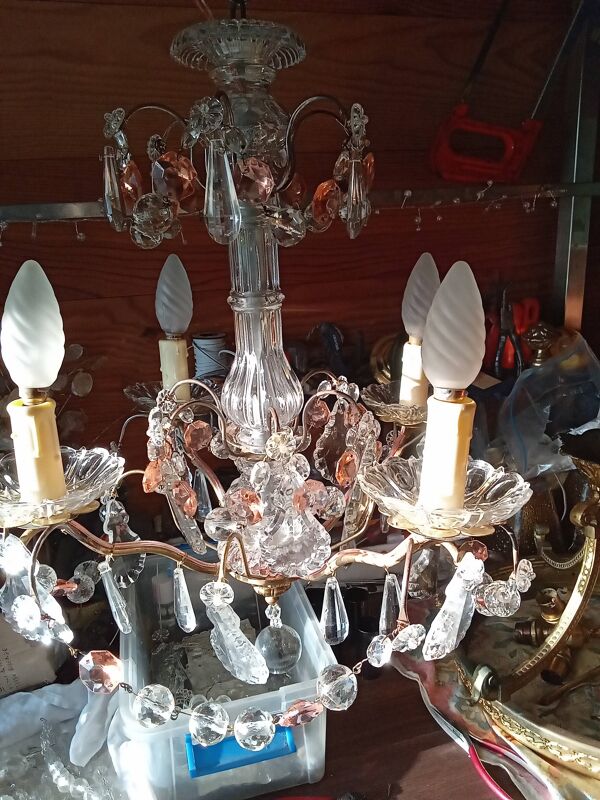 Lustre cage