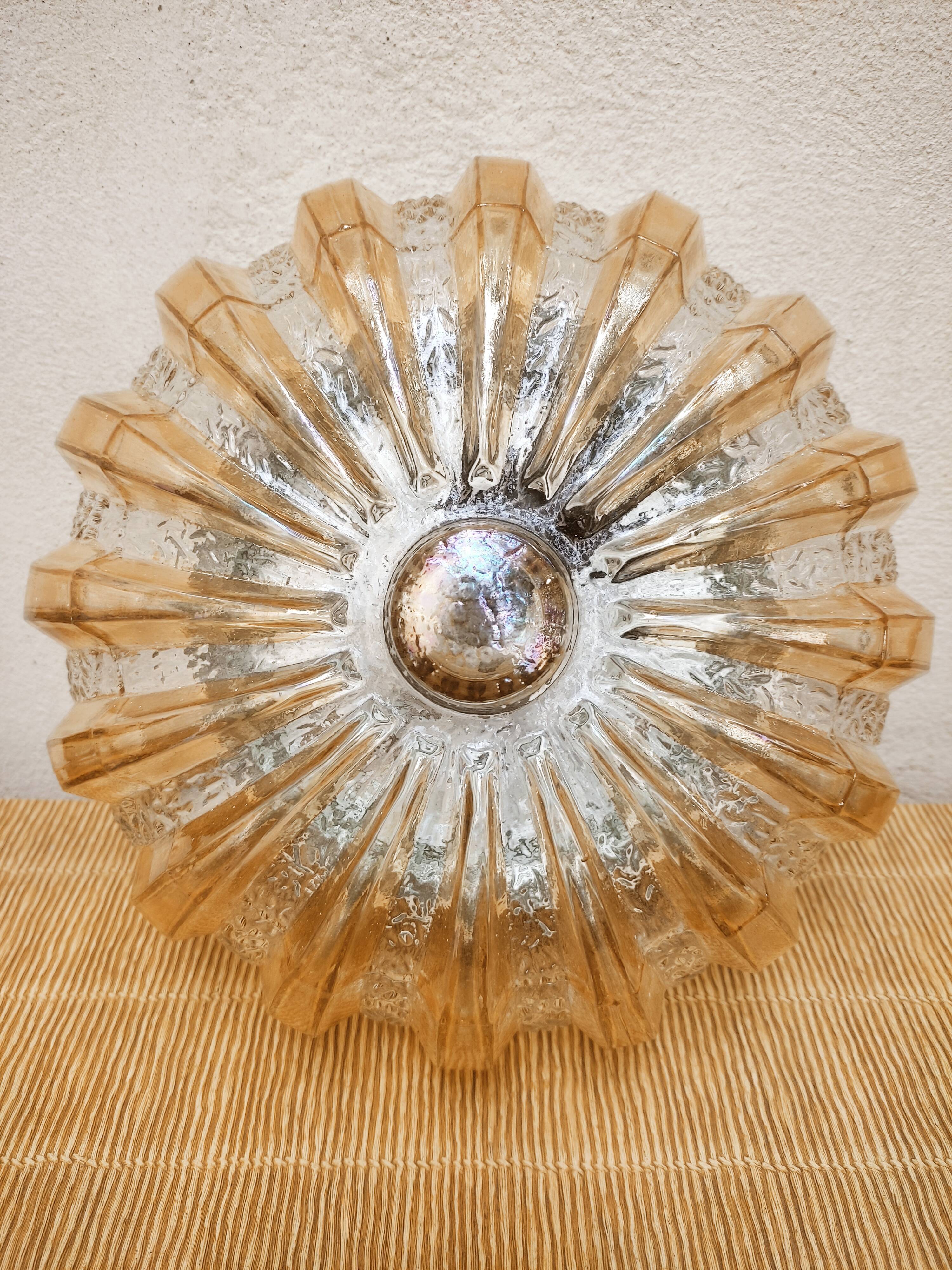 Applique soleil en verre irisé