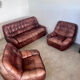 Ensemble canapé et 2 fauteuils vintage en cuir camel patchwork design années 70