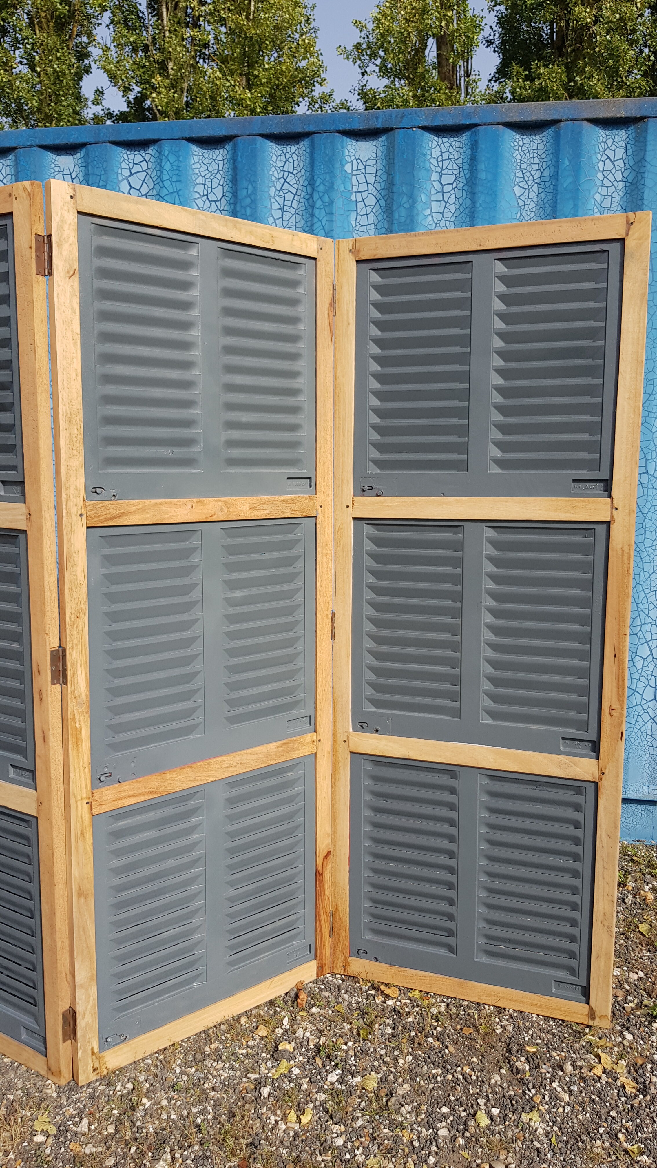 Screen - workshop divider