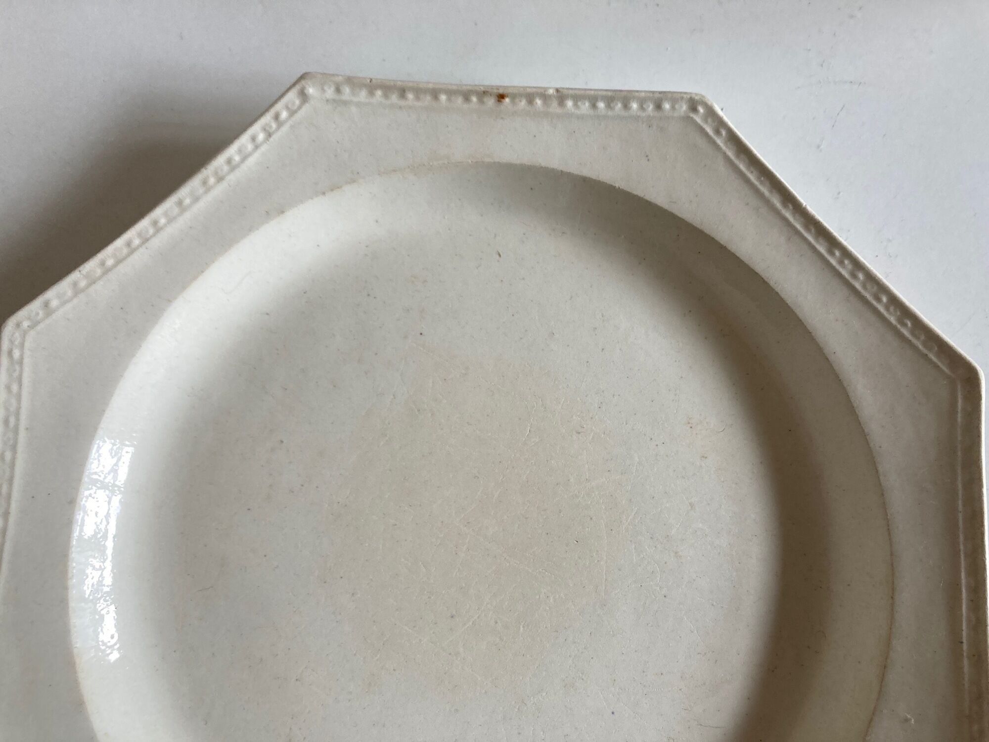 Set of 4 plates Creil and Montereau octagonal pearls Directoire 1800