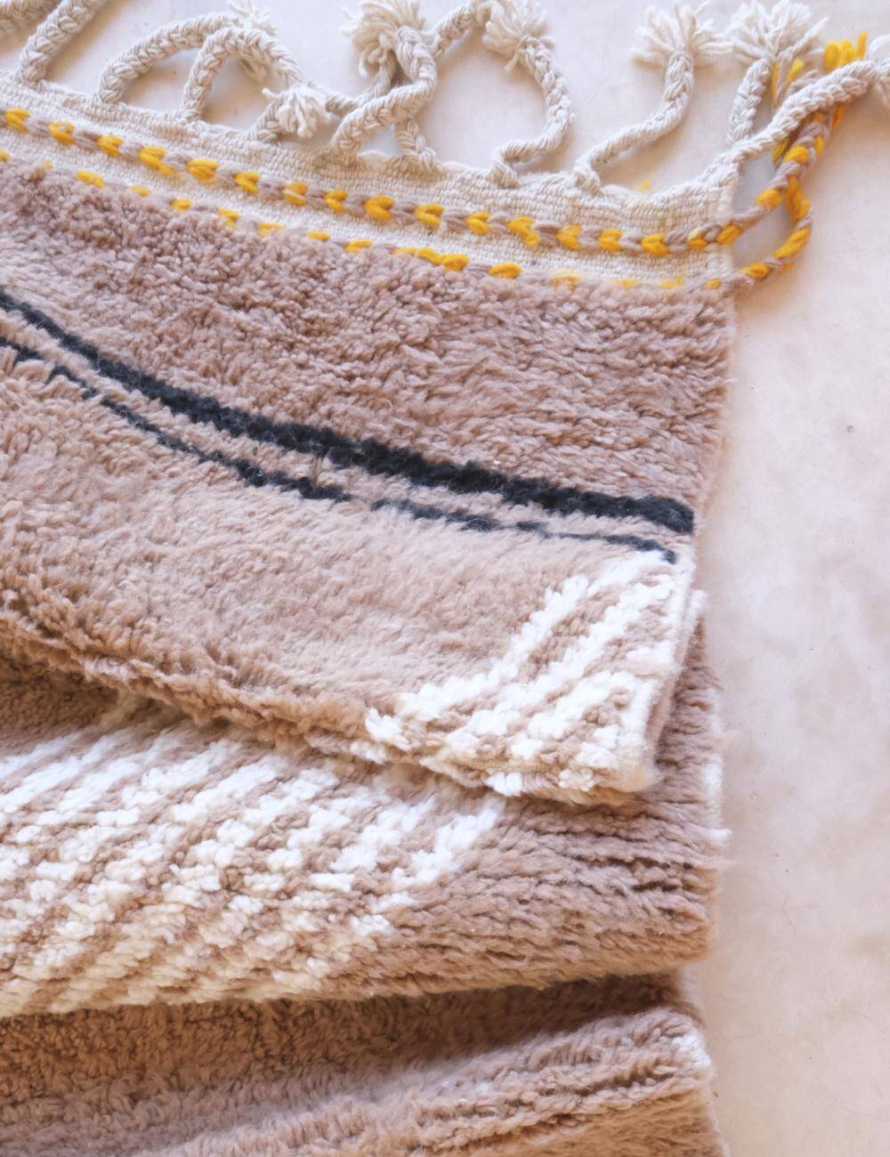 Contemporary Moroccan Rug - 300 x 222 cm