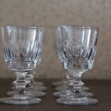 Petits verres à vin en cristal