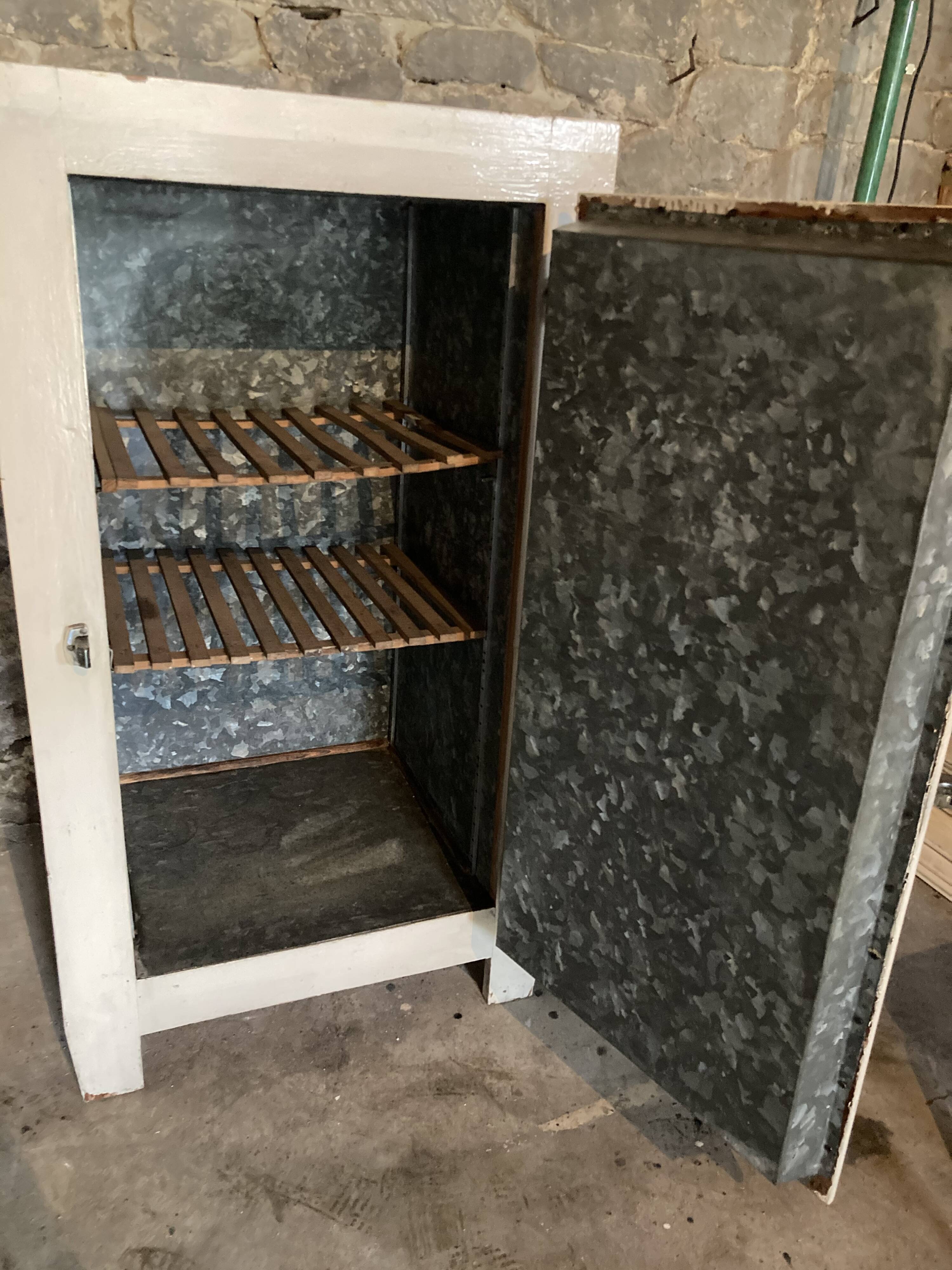 Old xxth century cooler