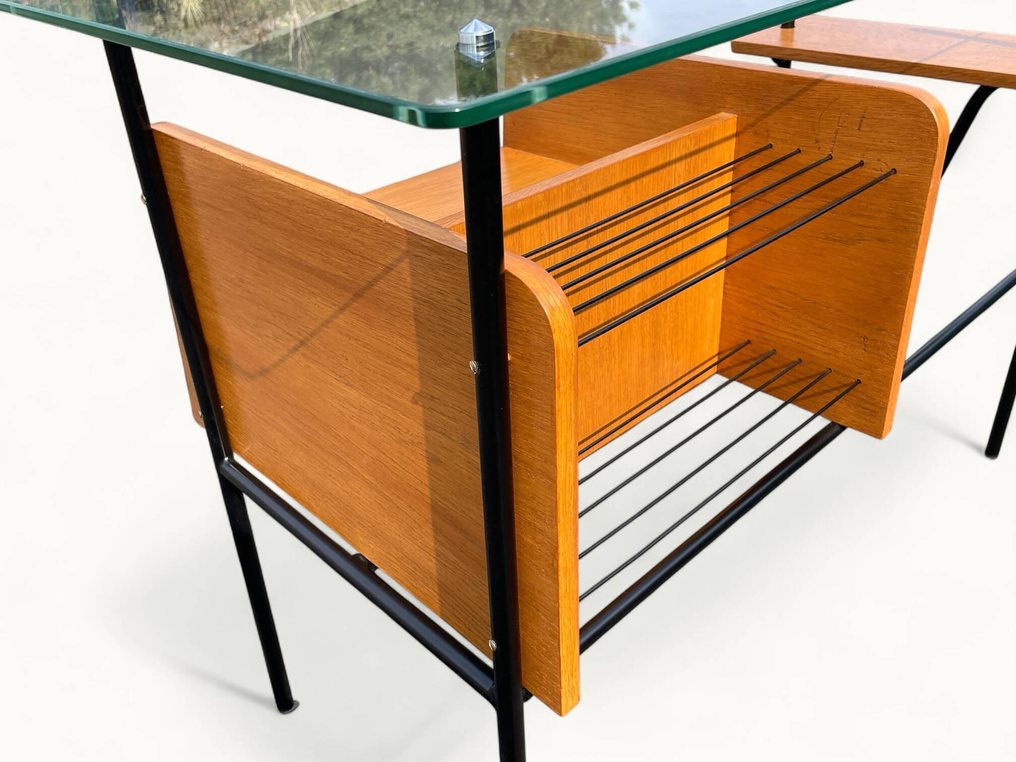 Modernist office – Azzano Frères – designed by Jacques Hitier – Oak, glass and felt