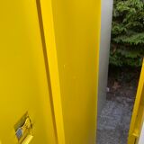 Metal dressing closet 4 lockers in one yellow block La Poste