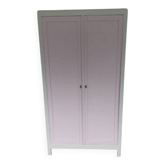 Armoire parisienne