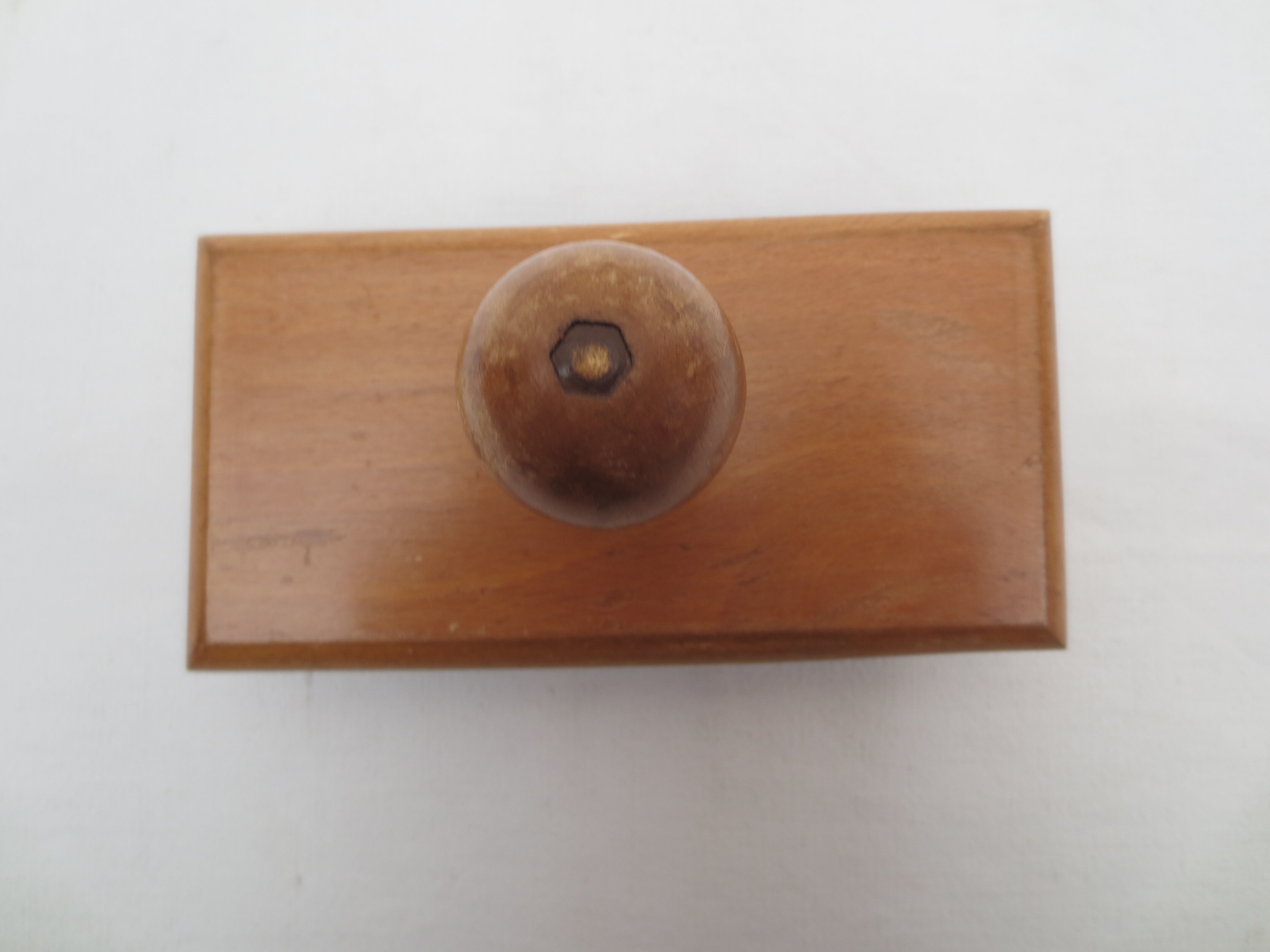 Wooden blotting stamp