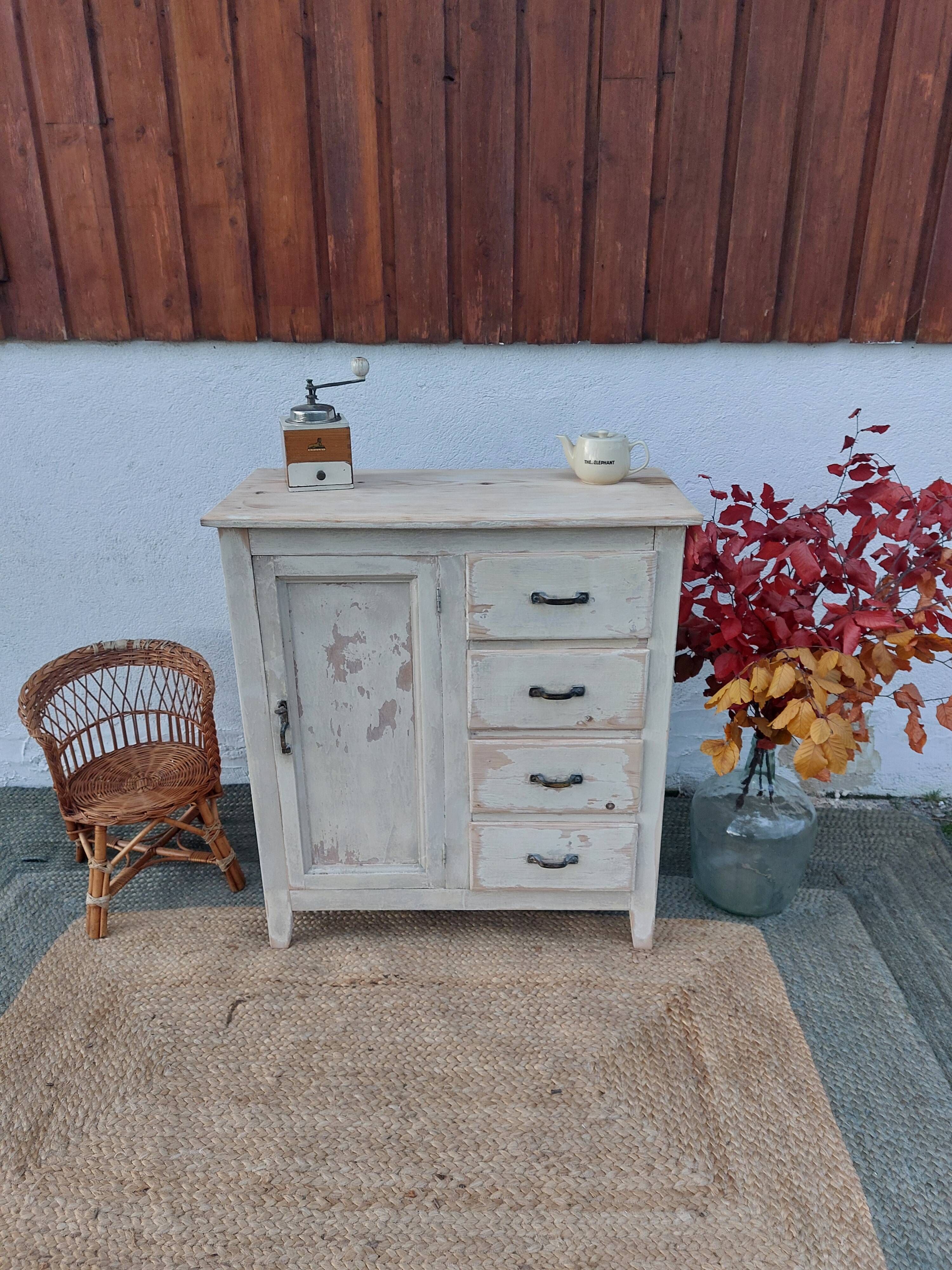 Parisian buffet, chippy paint effect