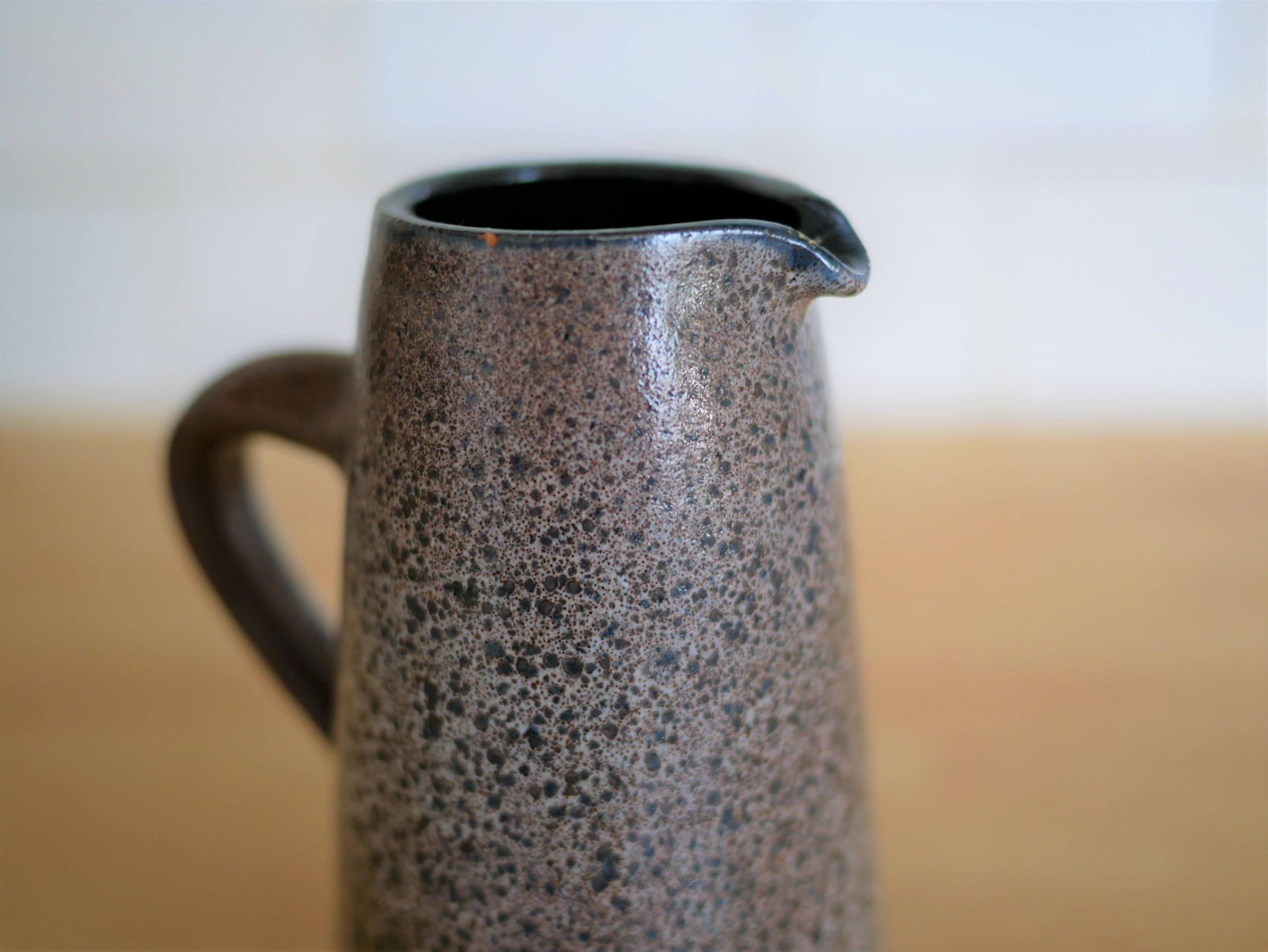 Pot à lait en céramique