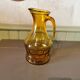Pichet vintage en verre jaune