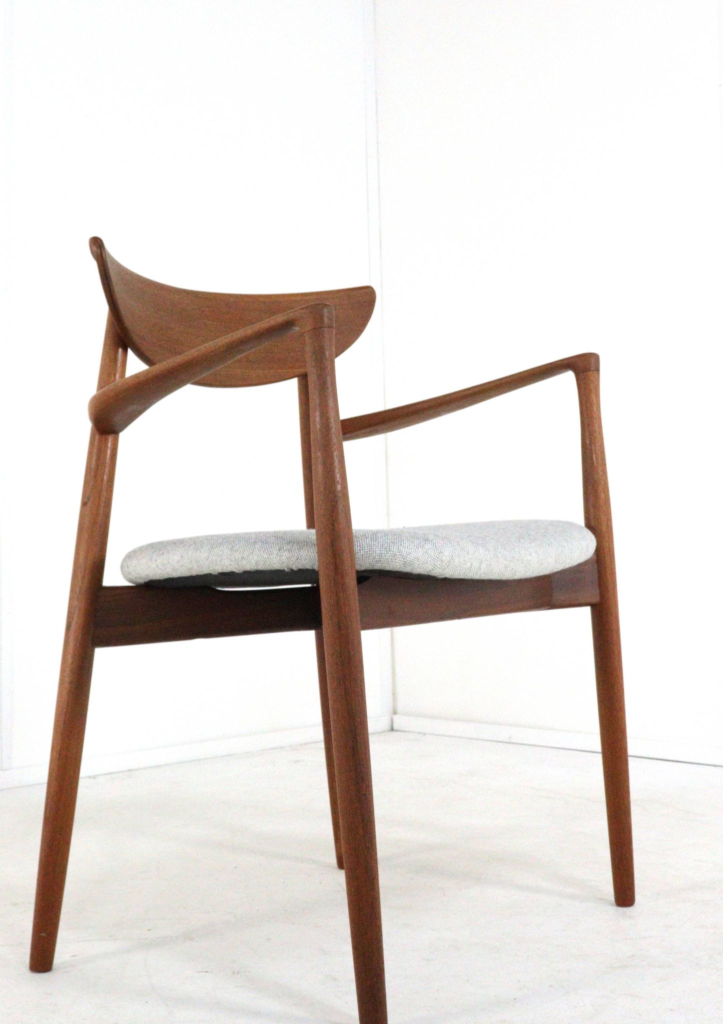 Set of 4+2 Harry Ostergaard for Randers Møbelfabrik chairs - danish design