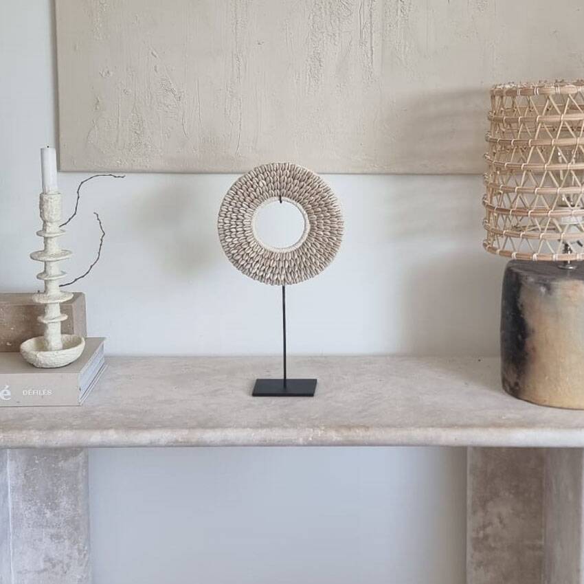 Decorative Papuan shell necklace