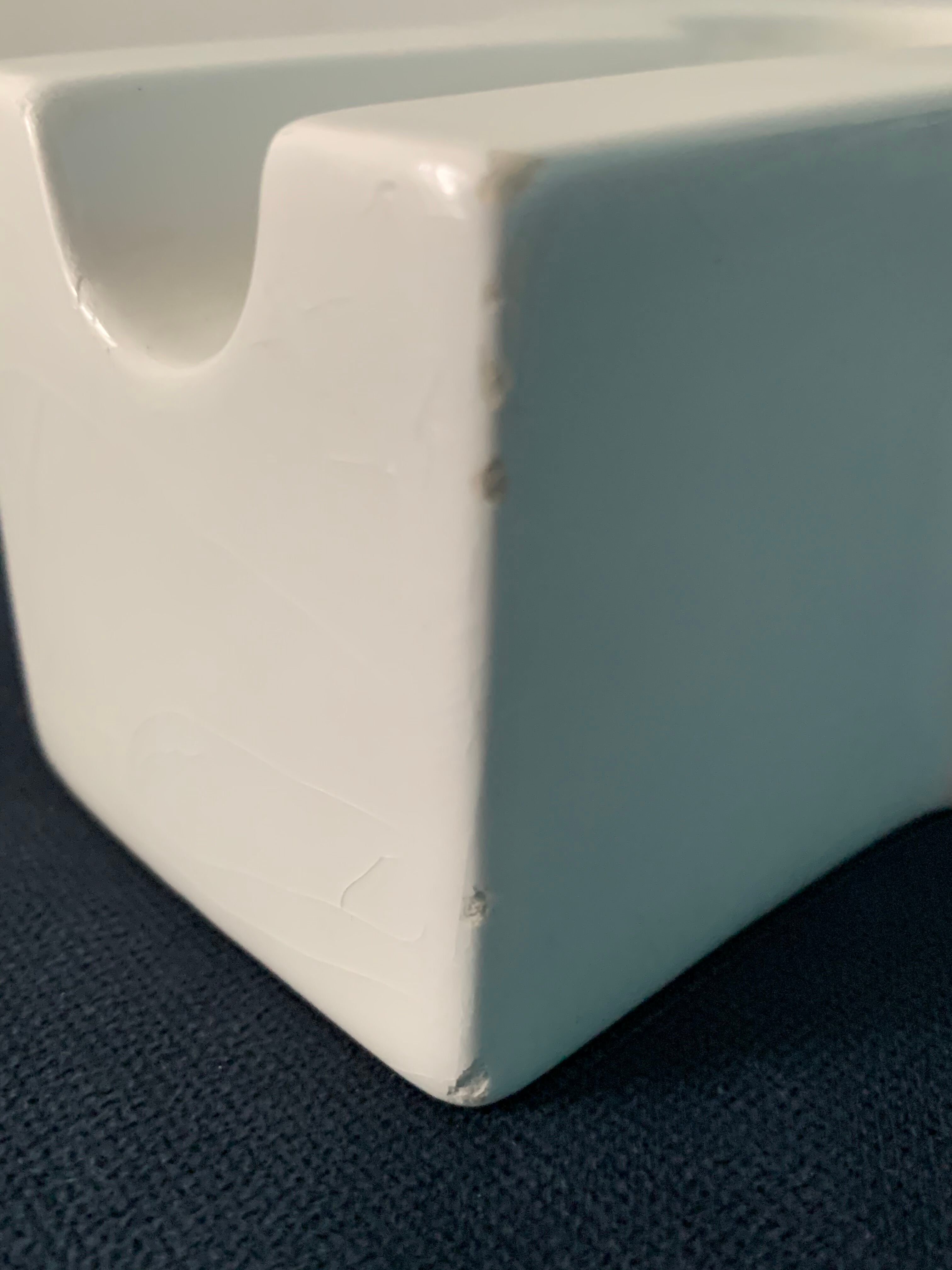 Cendrier céramique blanche Yantra d'Ettore Sottsass Memphis Milano 1980
