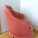 Fauteuil crapaud en velours rose