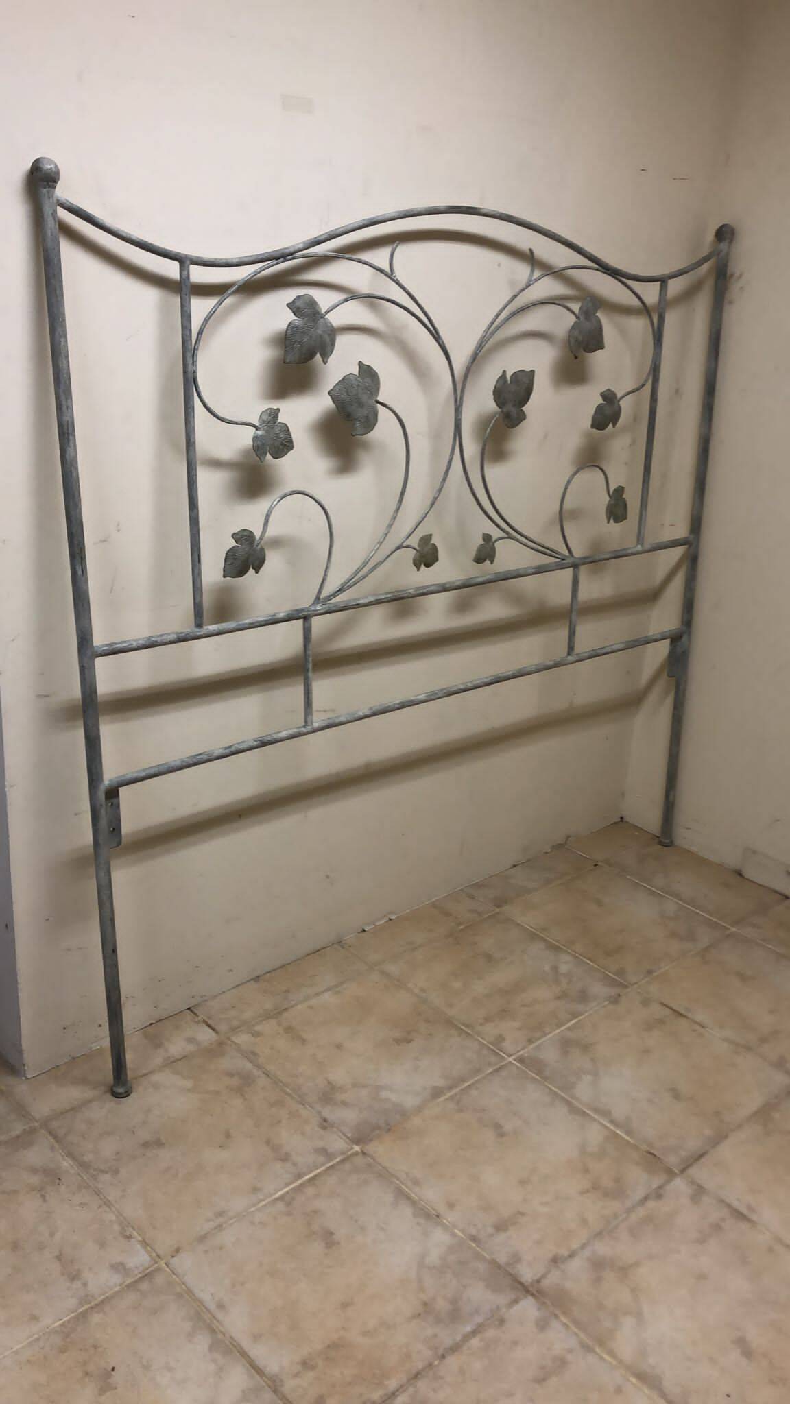Wrought iron headboard – handcrafted – 148 × 134 cm