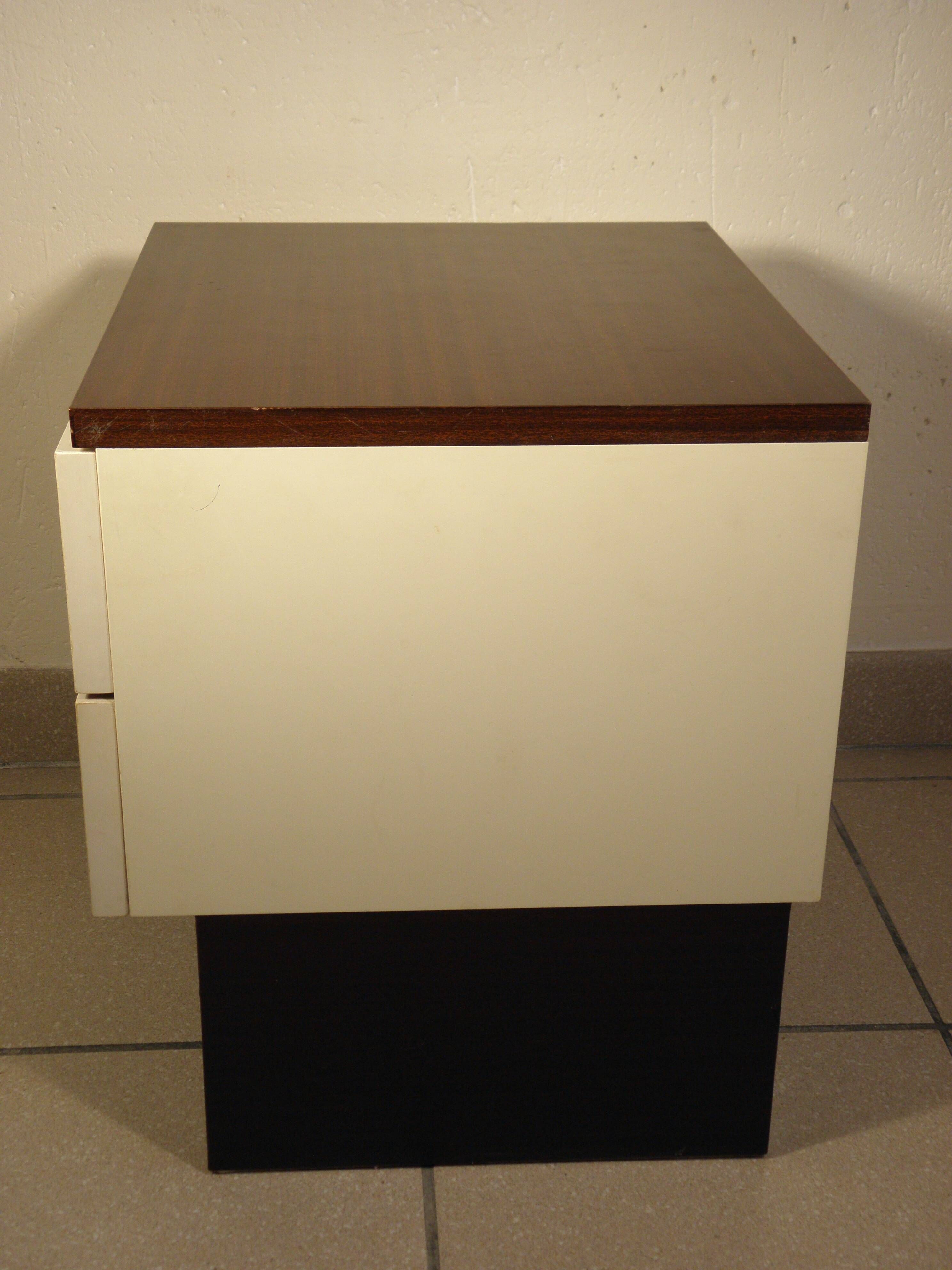 Table de chevet Design années 70