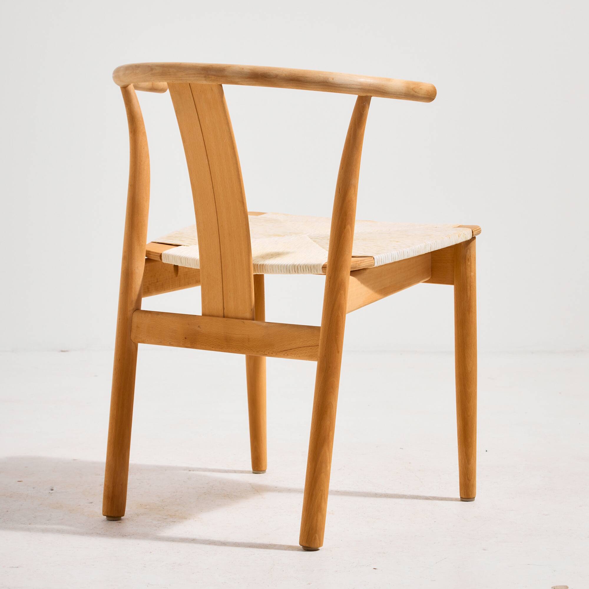 MK10689 Chaise de salle à manger en hêtre