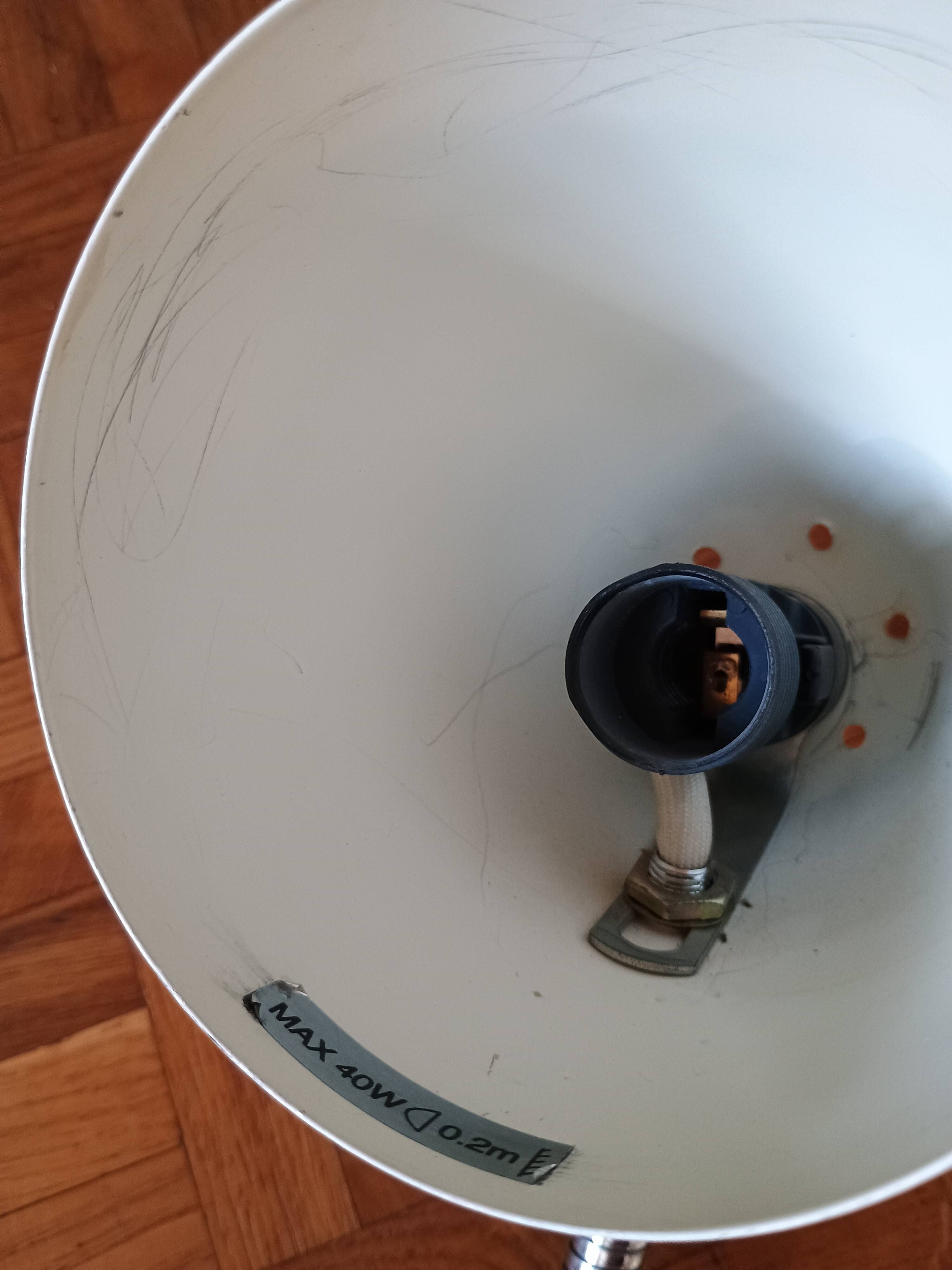 VINTAGE DESK LAMP - Yellow metal movable steel arm