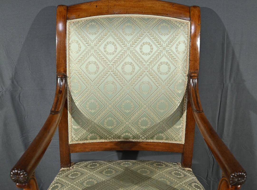 Paire de Fauteuils à Crosses en Acajou, époque Restauration – Début XIXe