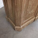 Store reception counter