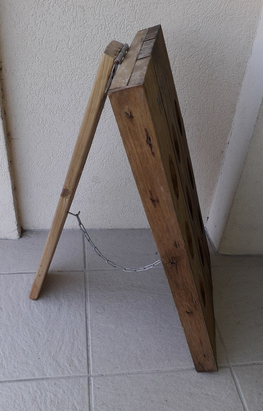 Wooden bottle holder