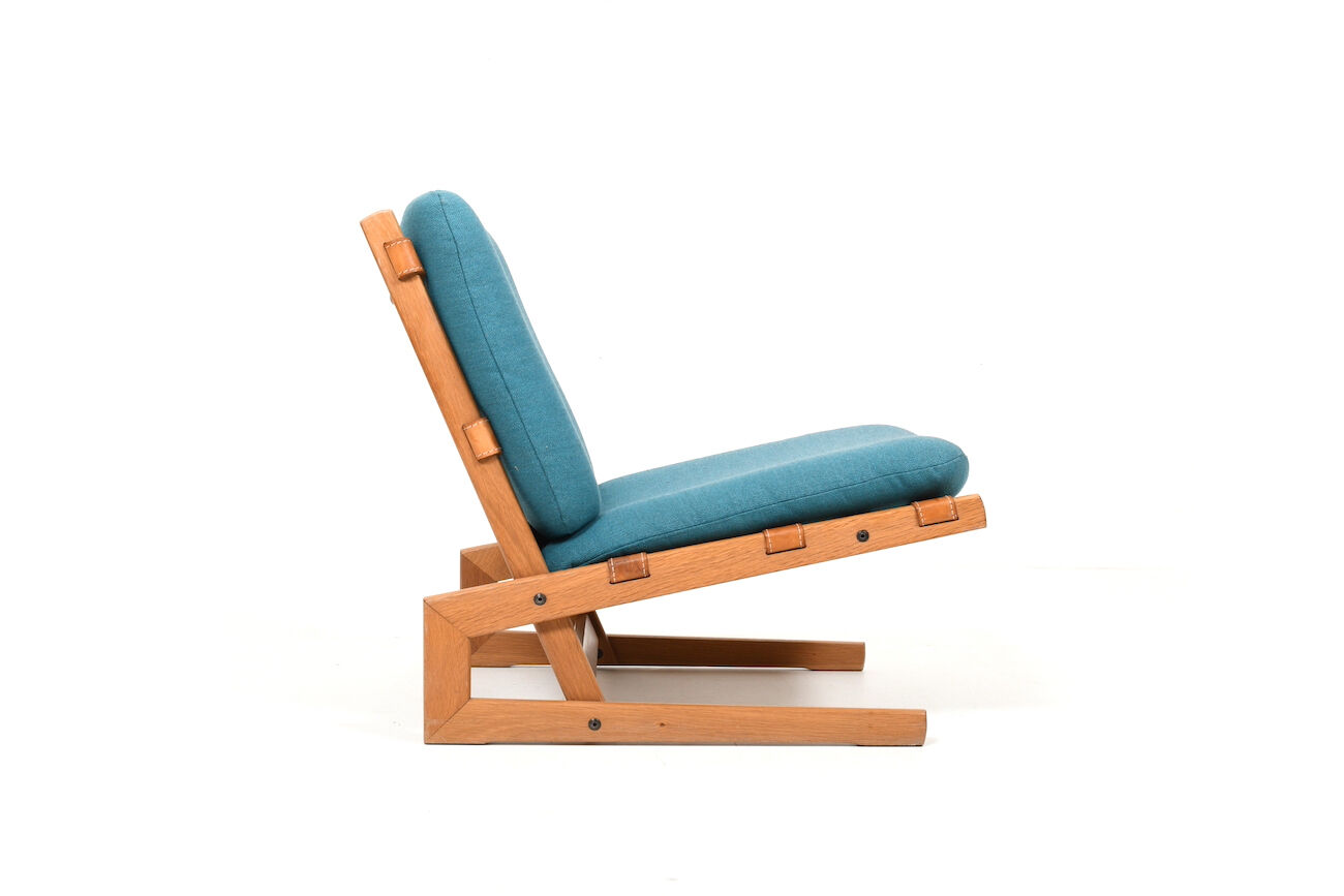 Danish Easychair in Oak with Leather Details 1960s.