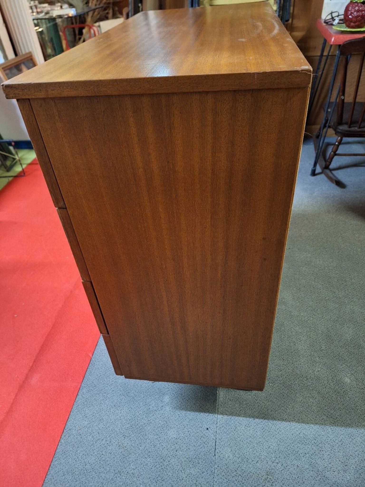 Vintage chest of drawers