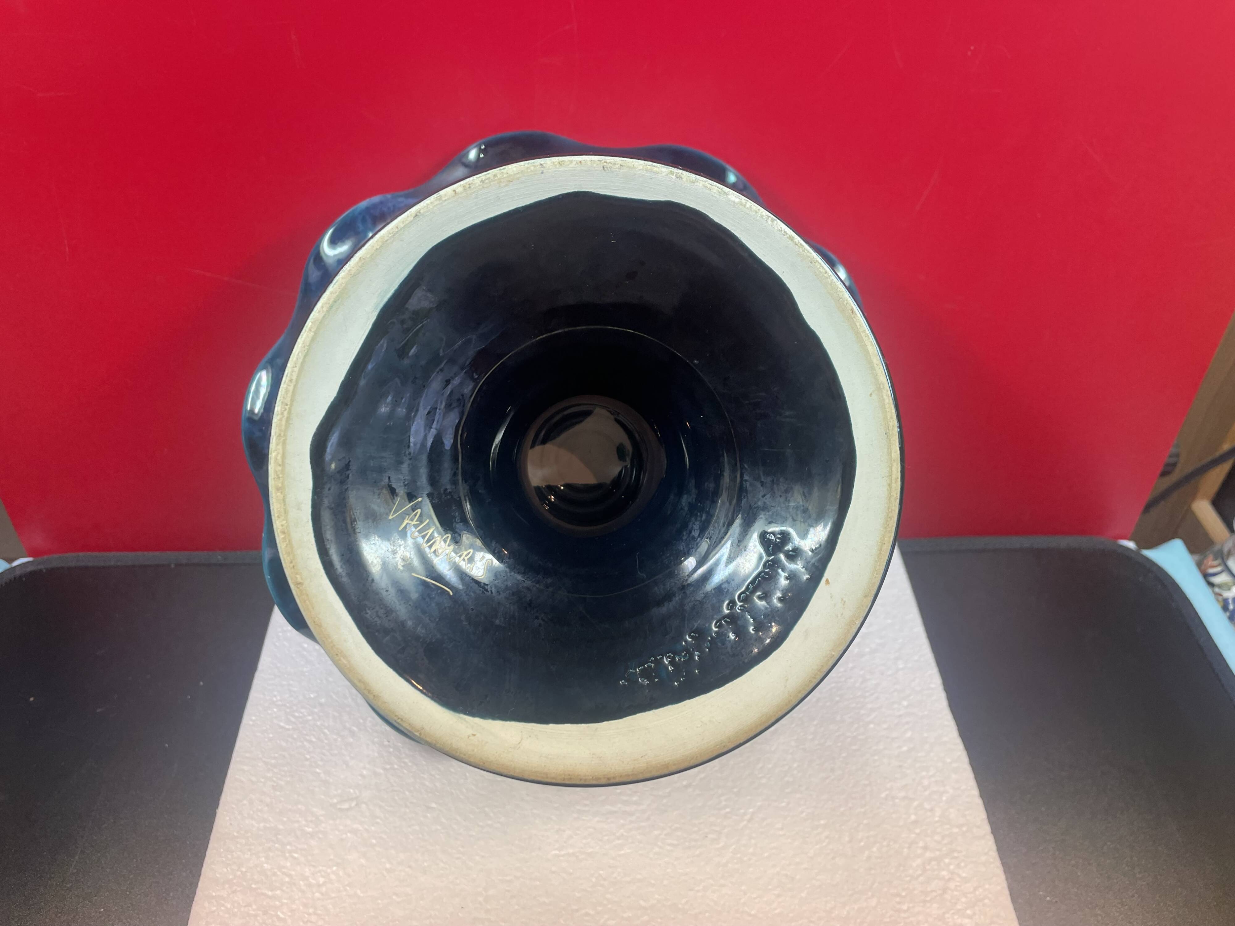 Large shower stand bowl with wave-shaped edges Vallauris 1970