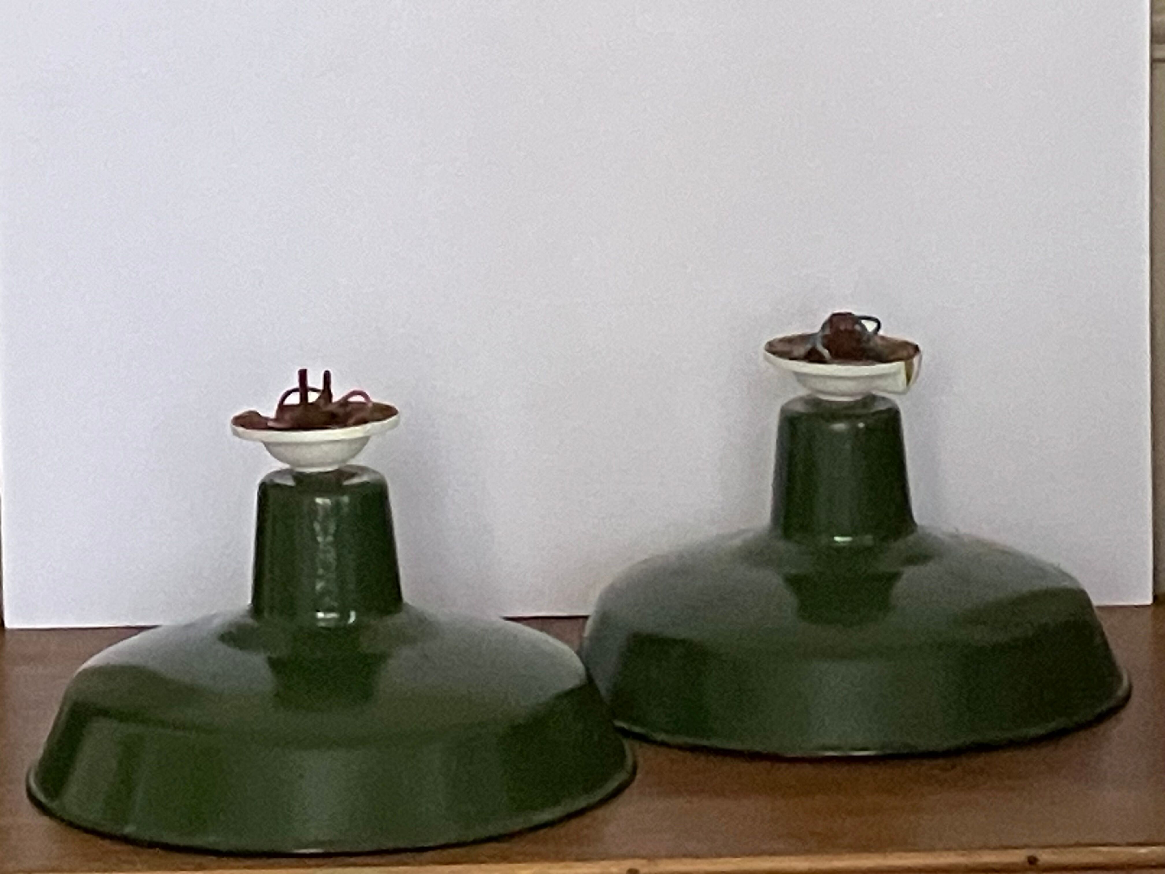 Large suspension enamelled sheet metal