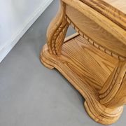 Table basse française en chêne massif des années 1970