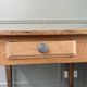 Petit bureau vintage en chêne et pin massif (rénové)