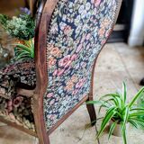 Fauteuil Voltaire ancien avec revêtement en tissu de qualité