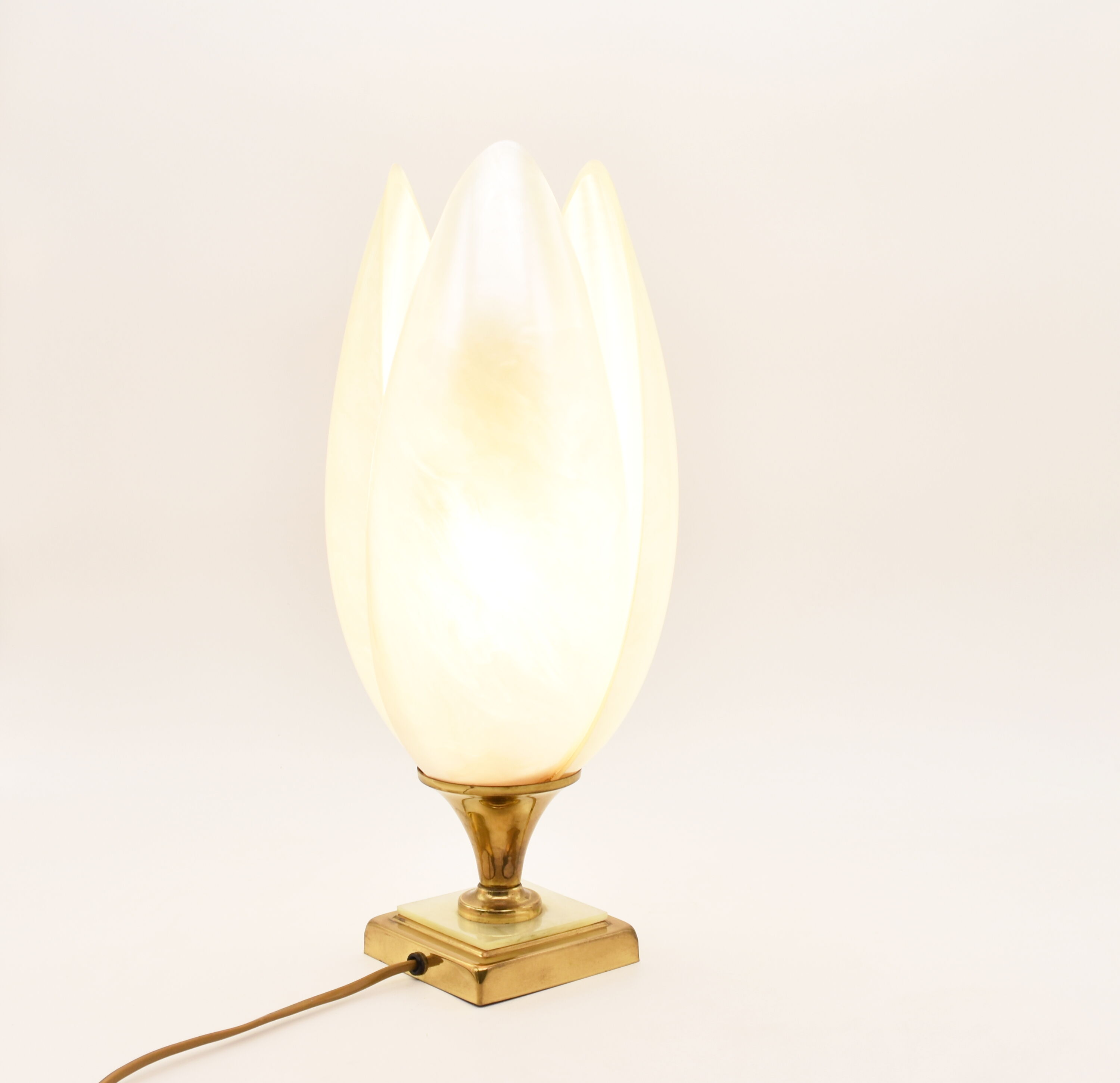 Pearly Rougier vintage Tulip lamp