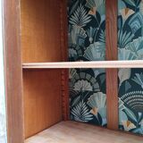 Parisian showcase cabinet year 30