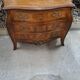 Commode de style louis xv en marqueterieflag