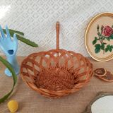 Rattan basket with handle -vintage