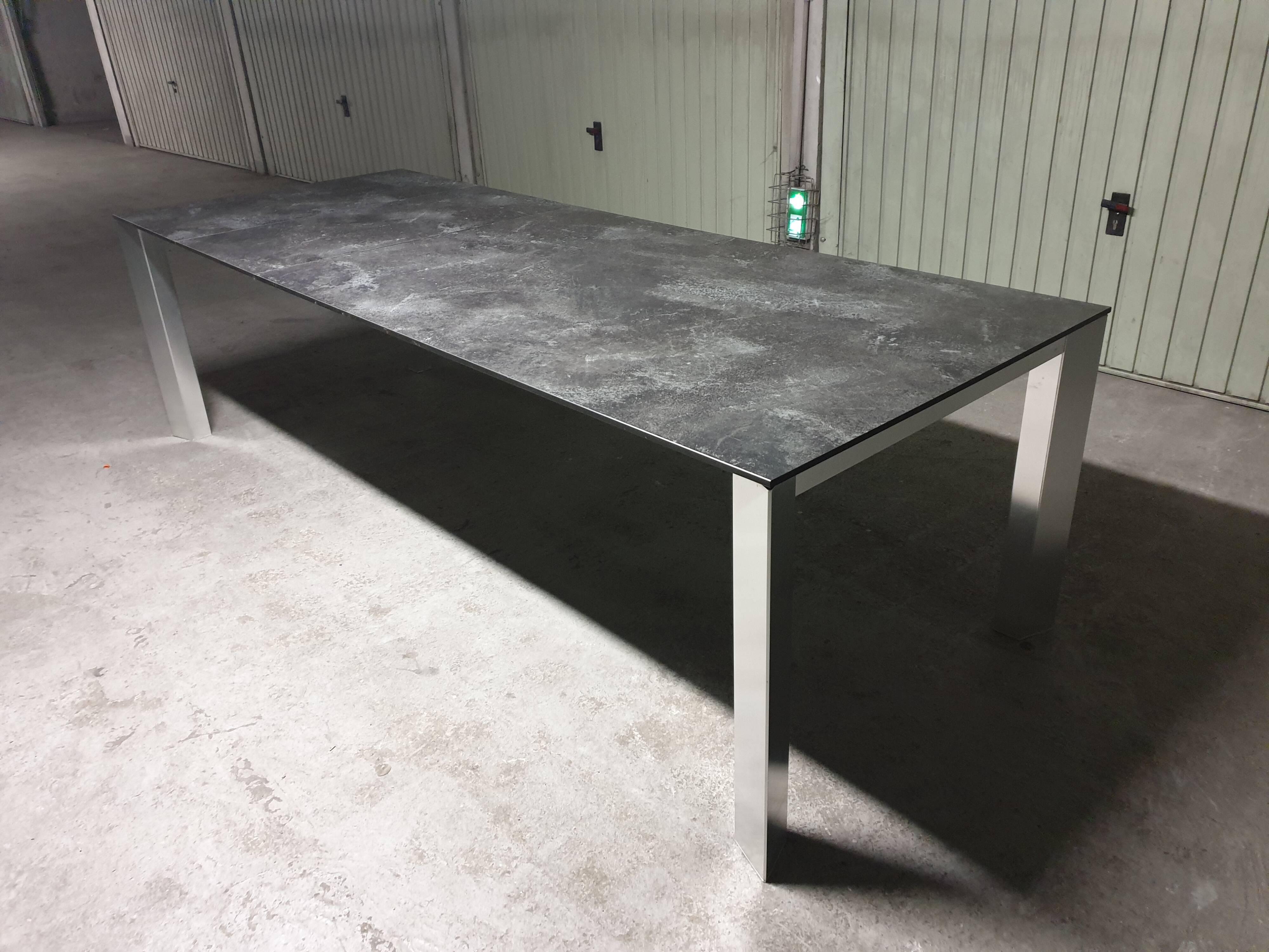 Stainless steel and ceramic dining table 2000