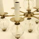 Lustre en laiton avec des ampoules en verre